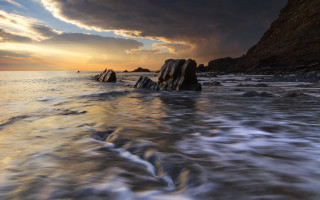 Lake shore mountain sunset clouds - the background and a sky free wallpaper