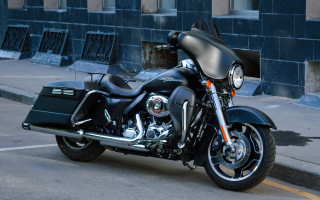 Black motorcycle pavement building chainlink - a sign free wallpaper