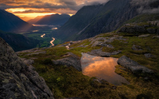 Mountain river sunset clouds nature 2 - a mountain landscape free wallpaper
