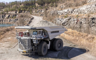 Dump truck mountain lake forest - epic scale free wallpaper for desktop