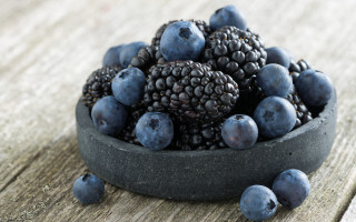 Berry bowl vanitas earth food - blueberry free wallpaper