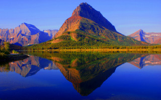 Mountain range reflection lake forest 8 - ella guru free wallpaper