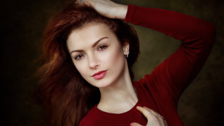 Eszter mattioni redhair redshirt portrait - a red shirt free wallpaper