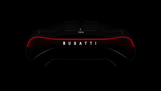 Black background red light bugatti - a red light free wallpaper for desktop