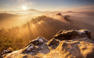Mountain sunbeam fog trees dusk - a sunbeam in the distance free wallpaper