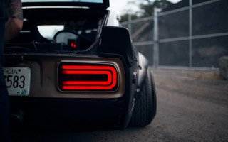 Car tail light person fence - ed roth free wallpaper