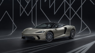 Silver sports car dark room 18 - the wall behind free wallpaper for desktop