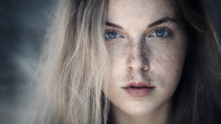 Freckled woman blueeyes portrait photorealistic - freckle free wallpaper for desktop