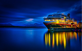 Large boat pier night mountain - a pier free wallpaper