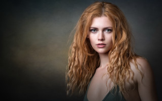 Woman long red hair portrait - preraphaelitism free wallpaper