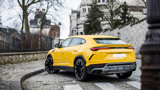 Yellow lamb suv cobblestone castle - side profile free wallpaper