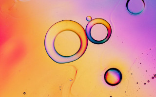 Colorful liquid bubbles holography macro - fiona stephenson free wallpaper