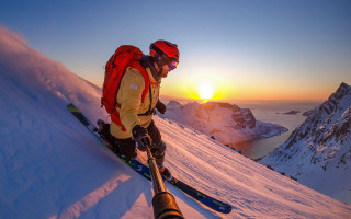 Skiing sunset mountain backpack landscape - fabien charuau free wallpaper