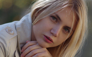 Blonde woman white shirt hand 3 - her chin free wallpaper