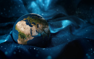 Blue earth glow water droplets - earth free wallpaper