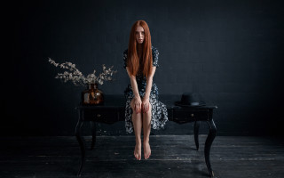 Red haired woman vase flowers - anka zhuravleva free wallpaper
