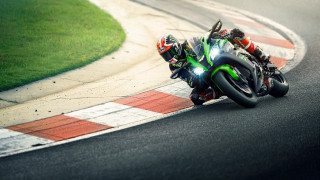 Motorcycle race track panfuturism tiltshift - him free wallpaper