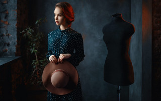 Woman dress hat mannequin starry - a woman in a dress and hat free wallpaper