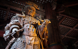 Emperor huizong statue wooden ceiling - path free wallpaper
