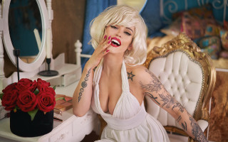 Woman tattoo roses mirror dress - her body free wallpaper