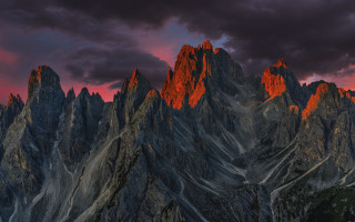 Mountain range red sky clouds 11 - sky in the background free wallpaper