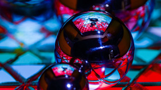 Glass object kinetic art raytraced - a black object free wallpaper