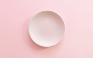 White bowl pink gradient spoon - a white bowl free wallpaper