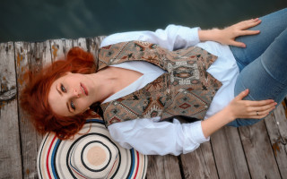 Woman dock hat portrait artnouveau - a wooden dock free wallpaper