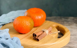 Oranges cinnamon stick blue towel - cutting free wallpaper