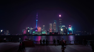City skyline night neon lights 3 - synthwave style free wallpaper