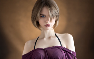 Gothic portrait woman purpledress shorthair - piercing eye free wallpaper