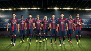 Men soccer field uniforms different - free city wallpaper for desktop