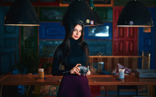 Woman camera room lights table - a lamp free wallpaper