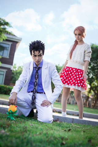 Man suit tie sitting woman - cosplay free wallpaper for mobile