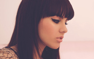 Woman blackhair bangs profile lips - a black eyeliner free wallpaper