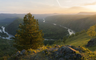 Valley river forest sunset mountains - a forest in the background free wallpaper