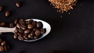 Spoon coffee beans ground coffee - minimalism free wallpaper for desktop