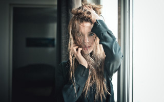 Annabel eyres blonde long hair - a window free wallpaper