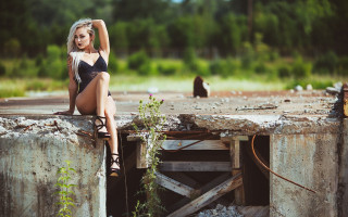 Woman black bathing suit sitting - a black bathing suit free wallpaper