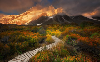 Mountain path cloudy sky autumn - peak free wallpaper