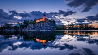 Castle rock lake sunset clouds - a castle free wallpaper for desktop