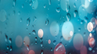 Rainy window blurry bubble underwater - daniel lieske free wallpaper