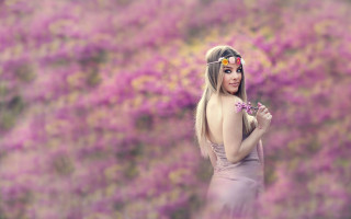Woman flower field impressionist portrait 2 - a woman in a dress holding free wallpaper