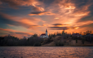 Church hill lake sunset clouds - a church free wallpaper