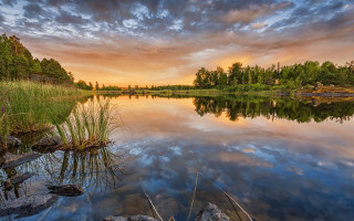 Lake sunset clouds foreground grass - grass free wallpaper for desktop