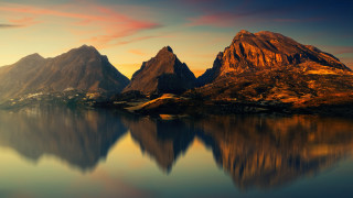 Mountain lake sunset clouds campfire - a mountain range free wallpaper