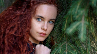 Woman redhair blueeyes posing nature - anka zhuravleva free wallpaper
