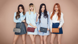 Four girls pastel bags holding - a purse free wallpaper
