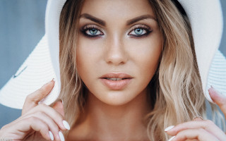 Woman hat white dress blue - her body free wallpaper for desktop