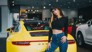 Woman yellowcar showroom hat blonde - private free wallpaper for desktop